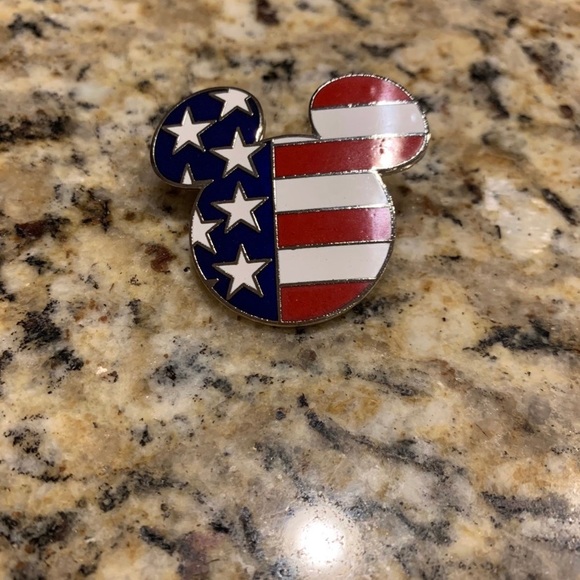 Disney | Jewelry | Disney Mickey Mouse American Flag Pin | Poshmark